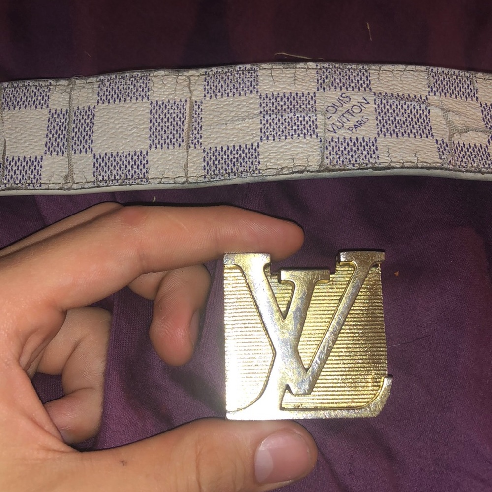 BELT BUCKLE